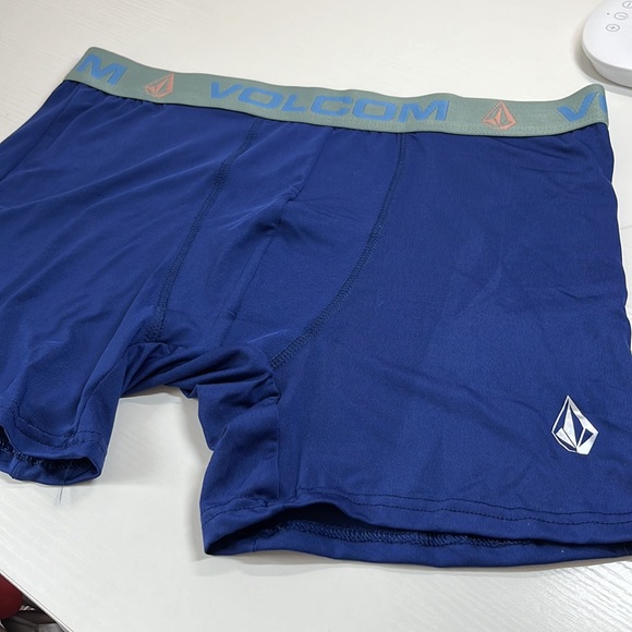 NWT. Volcom size, large, boxer, briefs. - Picture 2 of 5